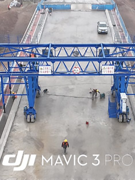 重庆广阳湾大桥UHPC装饰条安装平台车