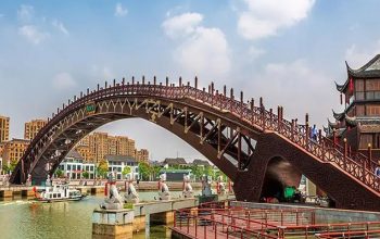 世界最大跨度木拱桥：胥口青虹桥