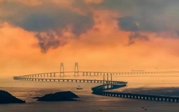 “超级工程”港珠澳大桥