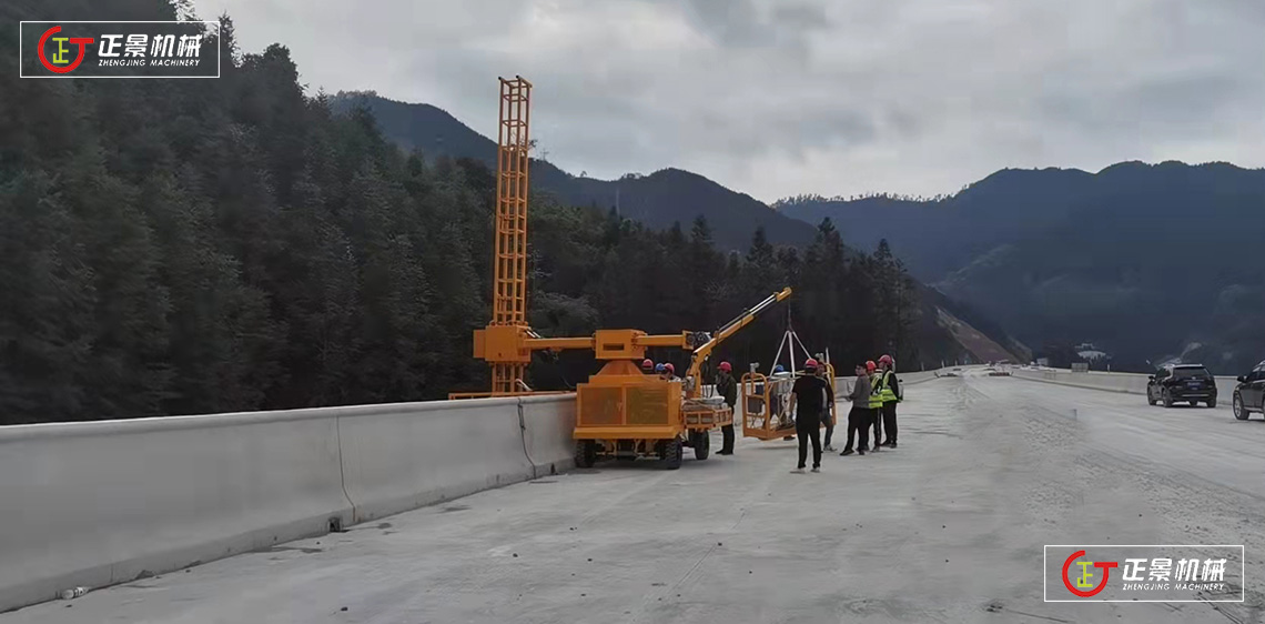 小型折臂式桥检车