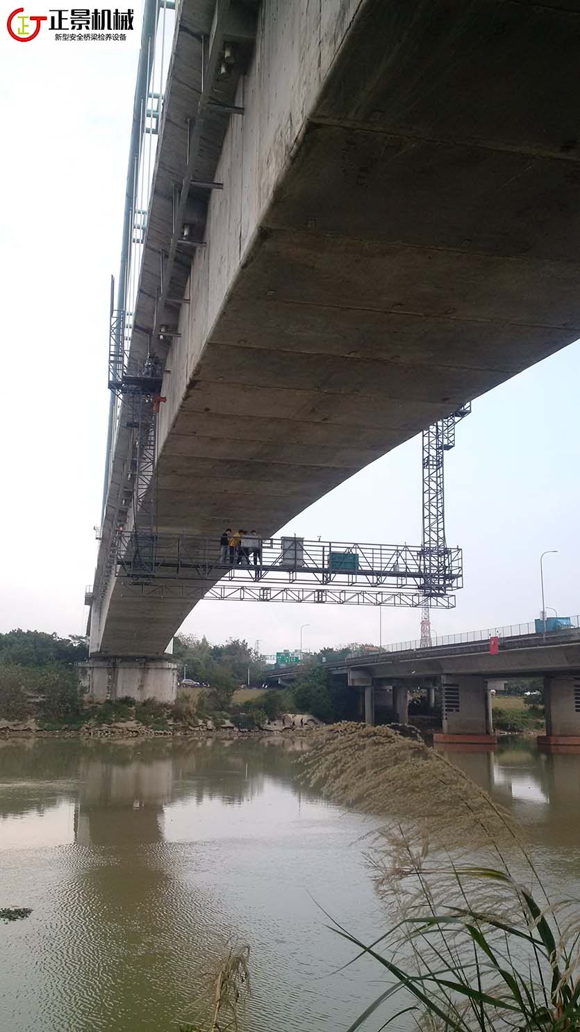 桥梁检查车
